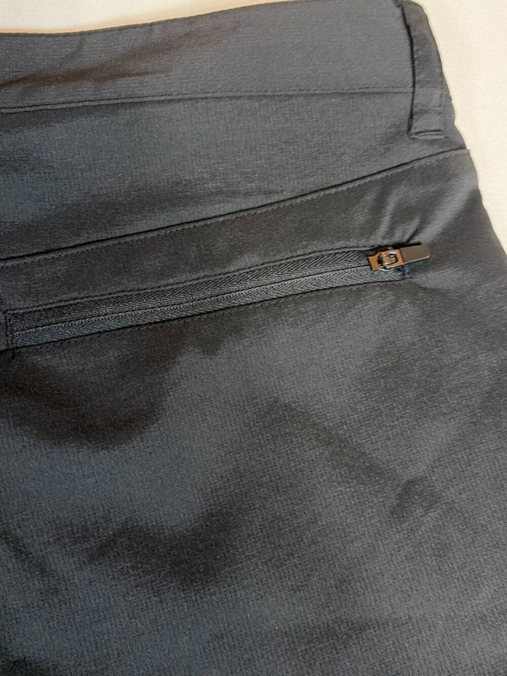 NWOT Old Navy Active At The Knee Shorts Men's 30 Black - Picture 6 of 7